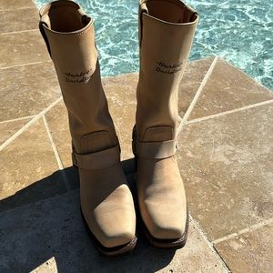 Riding harness boots